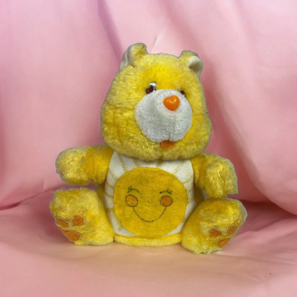 VNT 1984 American Greetings Sunshine And Love A Lot Care Bear Banks With Stopper